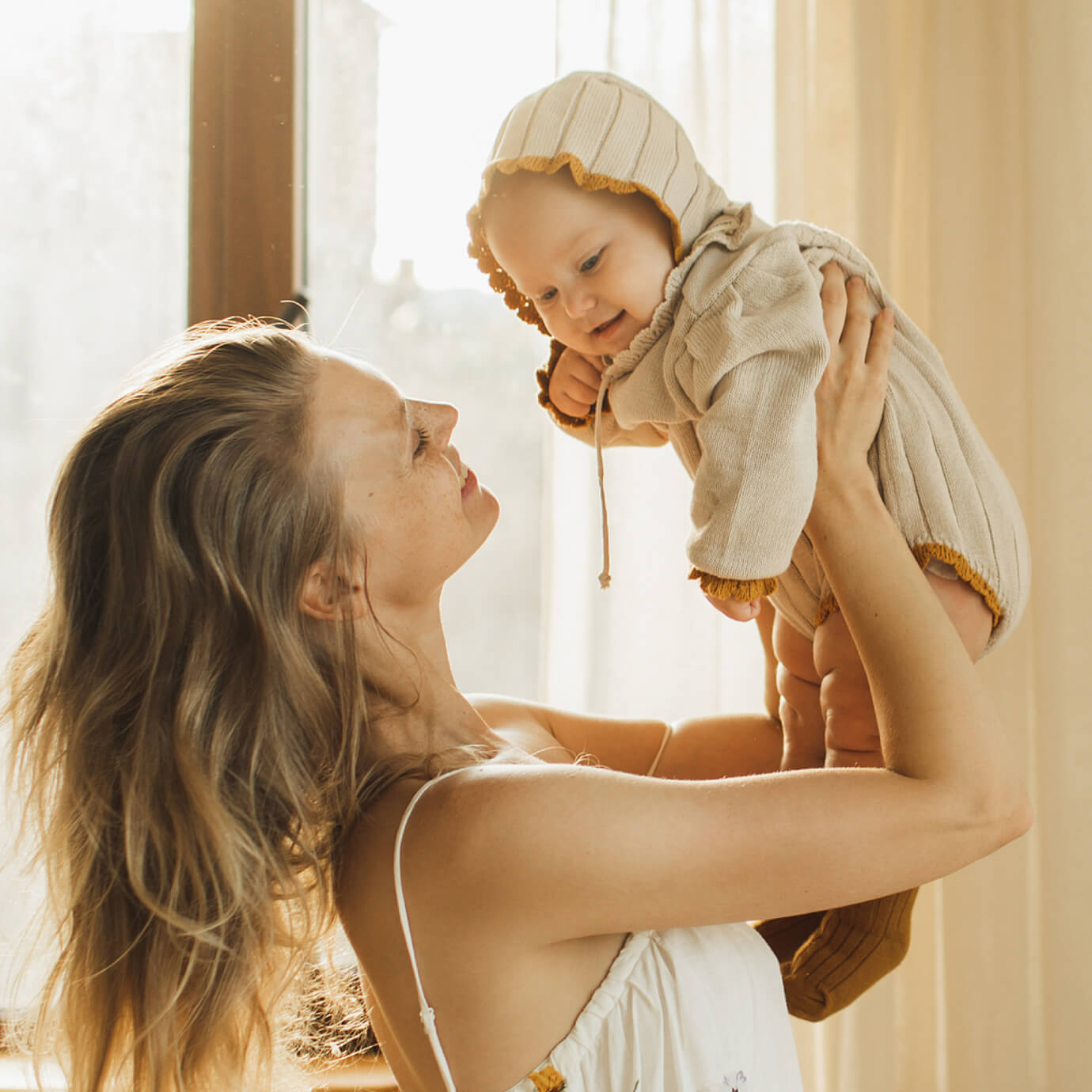 How is Technology Reshaping the Experience of a New Generation of Parents?